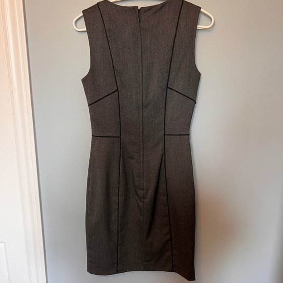 Women's H&M Heathered Grey sleeveless Dress - Picture 5 of 6